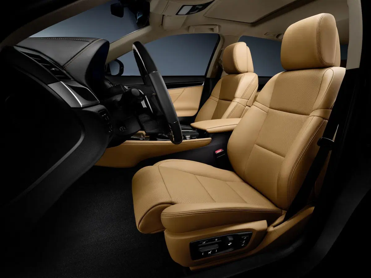 Lexus GS: primi dettagli e foto ufficiali (16)