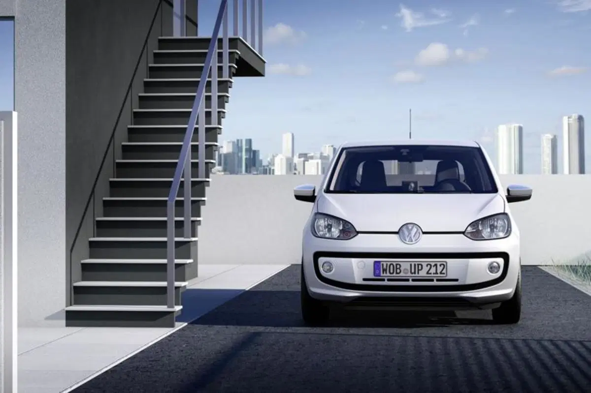 Volkswagen up! - prime immagini e informazioni ufficiali (2)