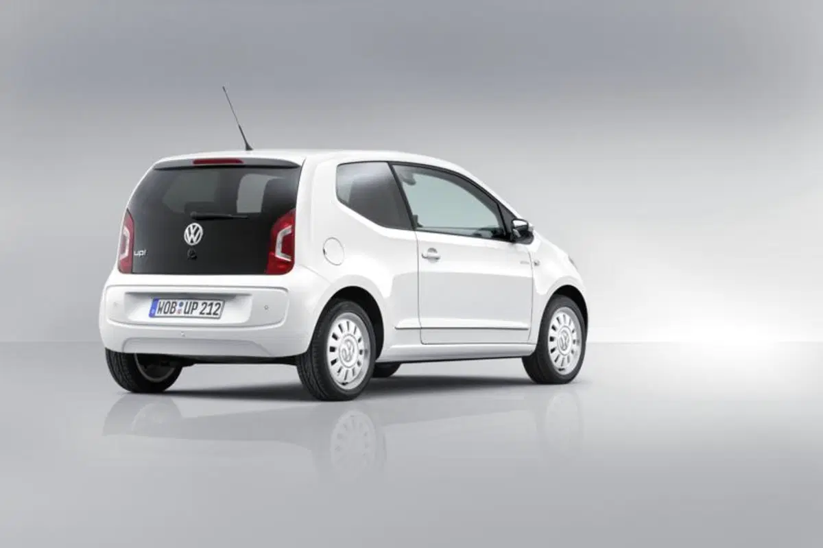 Volkswagen up! - prime immagini e informazioni ufficiali (11)