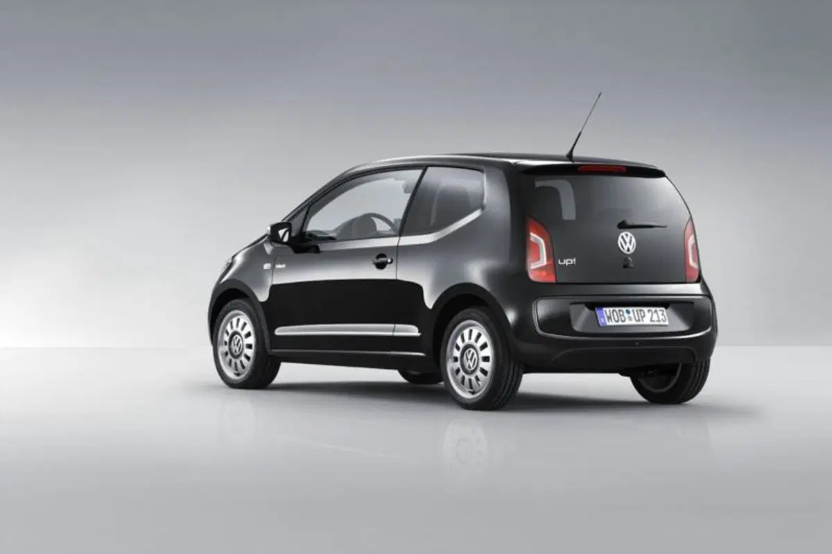 Volkswagen up! - prime immagini e informazioni ufficiali (14)
