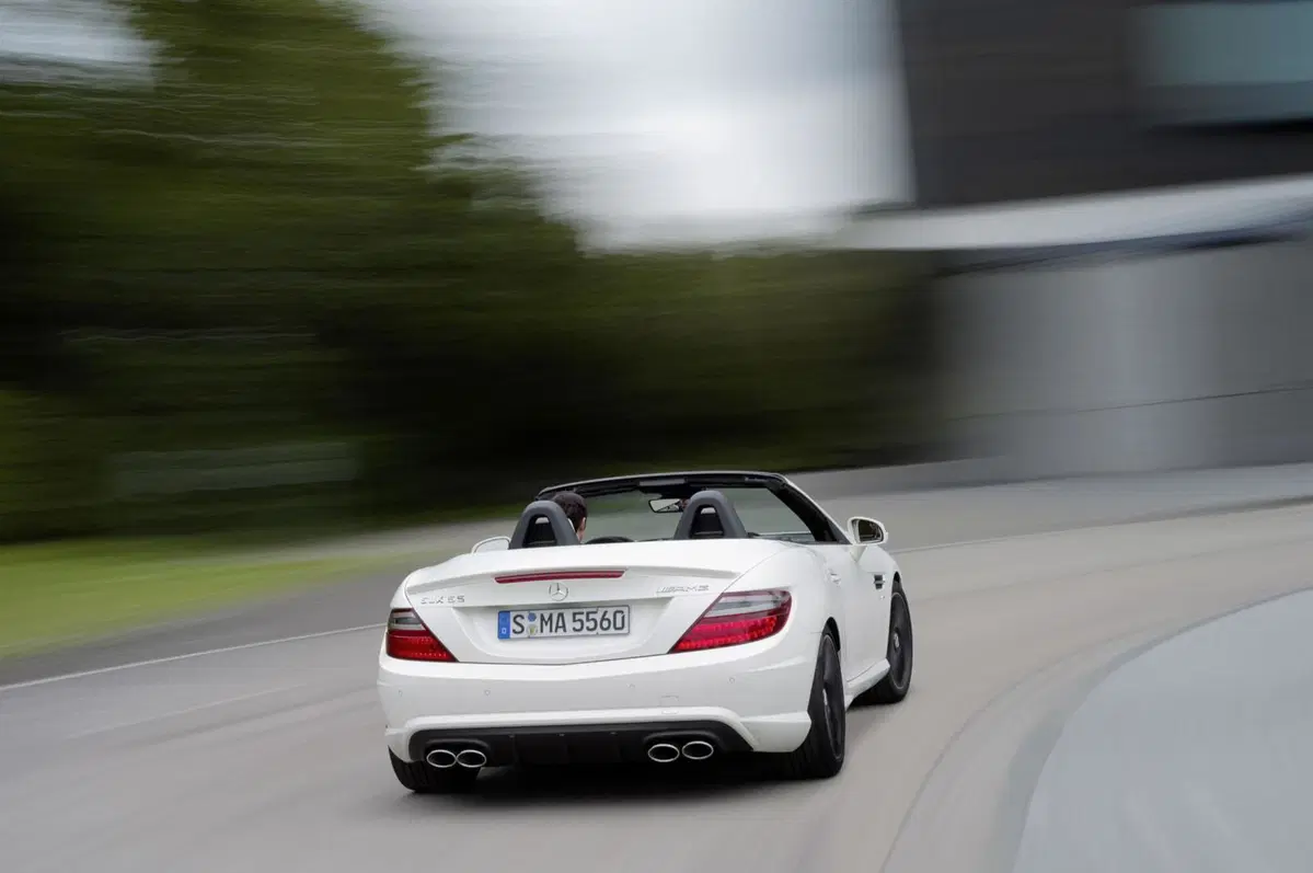 Mercedes SLK 55 AMG (13)