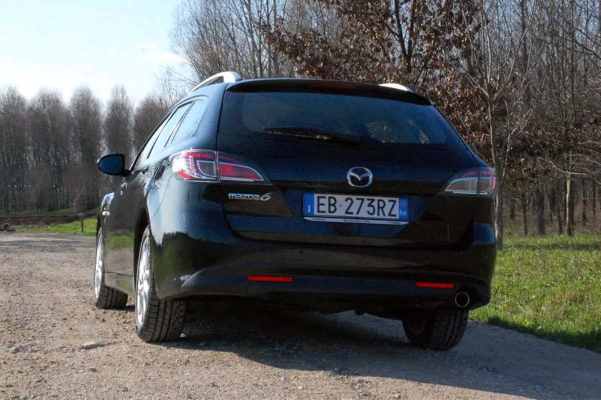 Mazda 6 2.2 CD 163 cv Luxury Wagon (9)