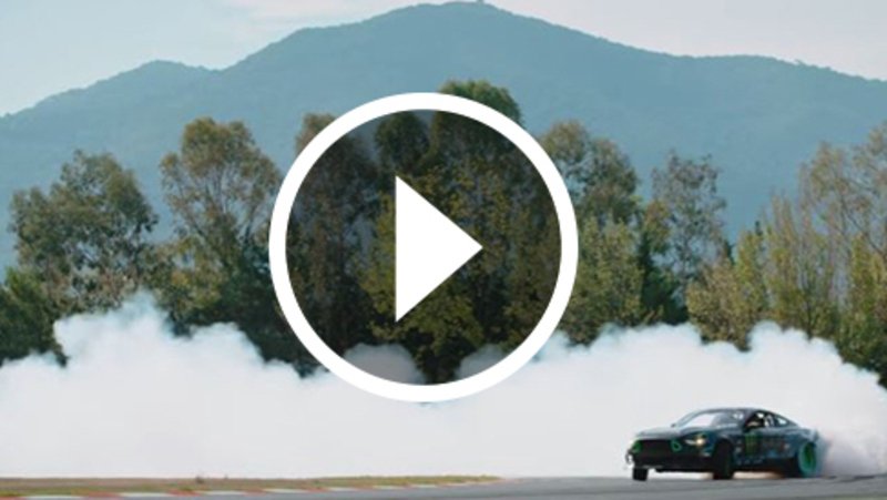 Ford Mustang RTR: drift da record sul Circuito di Barcellona [Video]