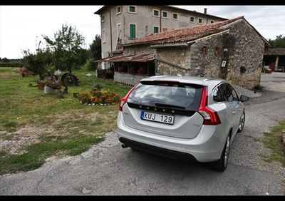 Volvo introduce la tecnologia start/stop nei modelli con cambio automatico