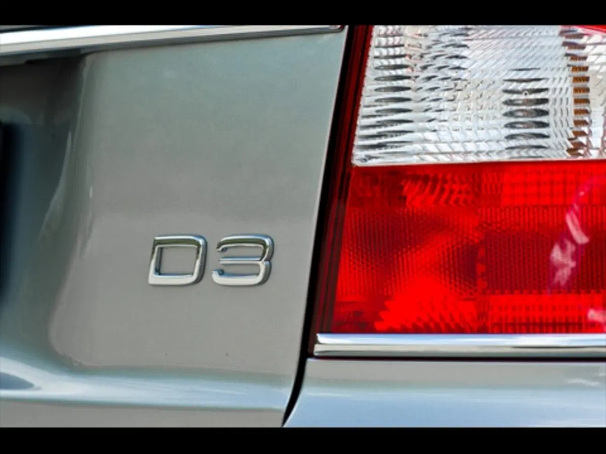 Volvo introduce la tecnologia start/stop nei modelli con cambio automatico (8)