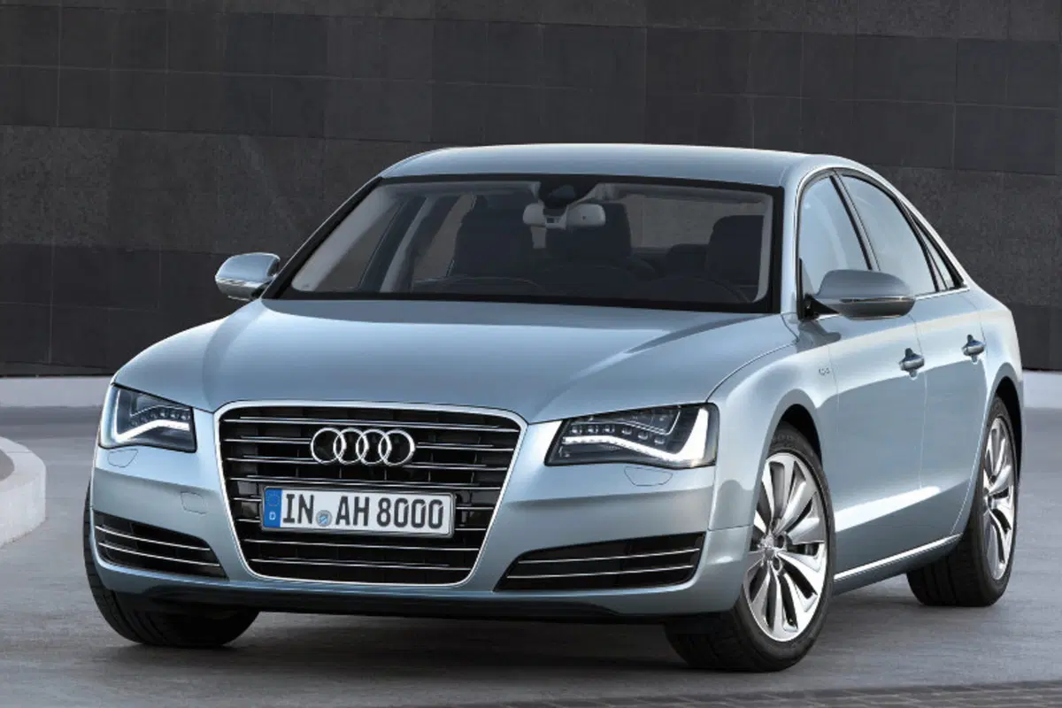 Audi A8 Hybrid (5)