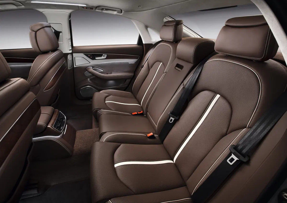 Audi A8 Hybrid (17)