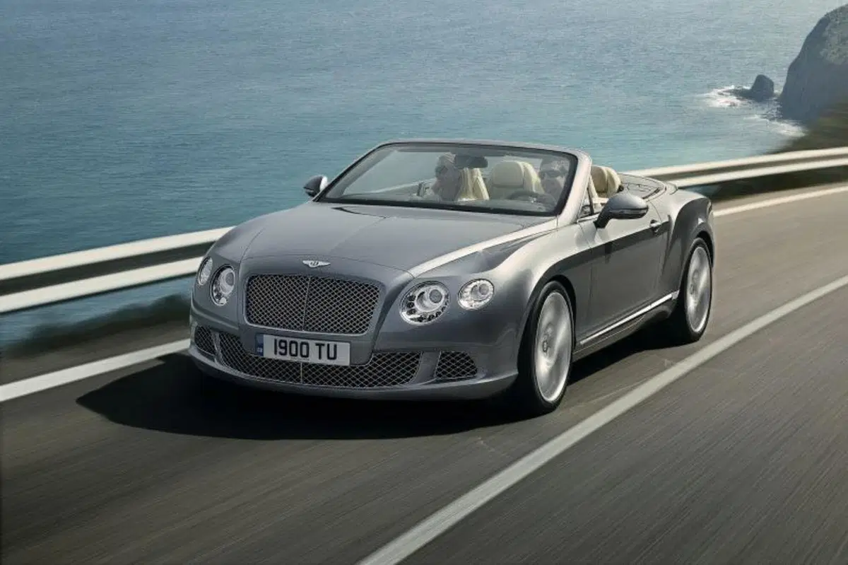 Bentley: ecco la nuova Continental GTC