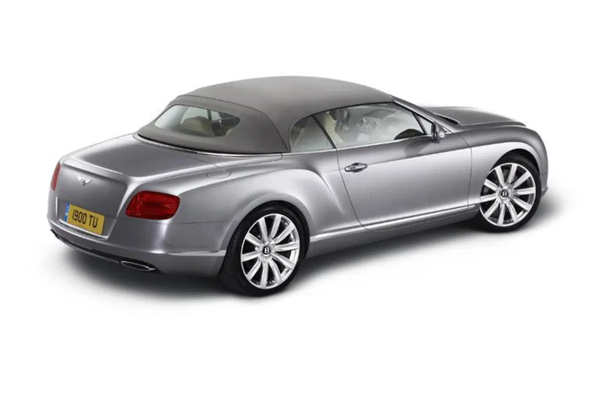 Bentley: ecco la nuova Continental GTC (4)