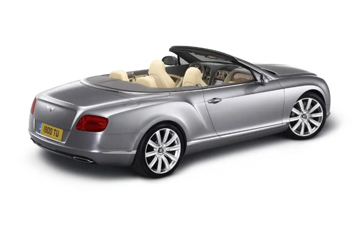 Bentley: ecco la nuova Continental GTC (9)