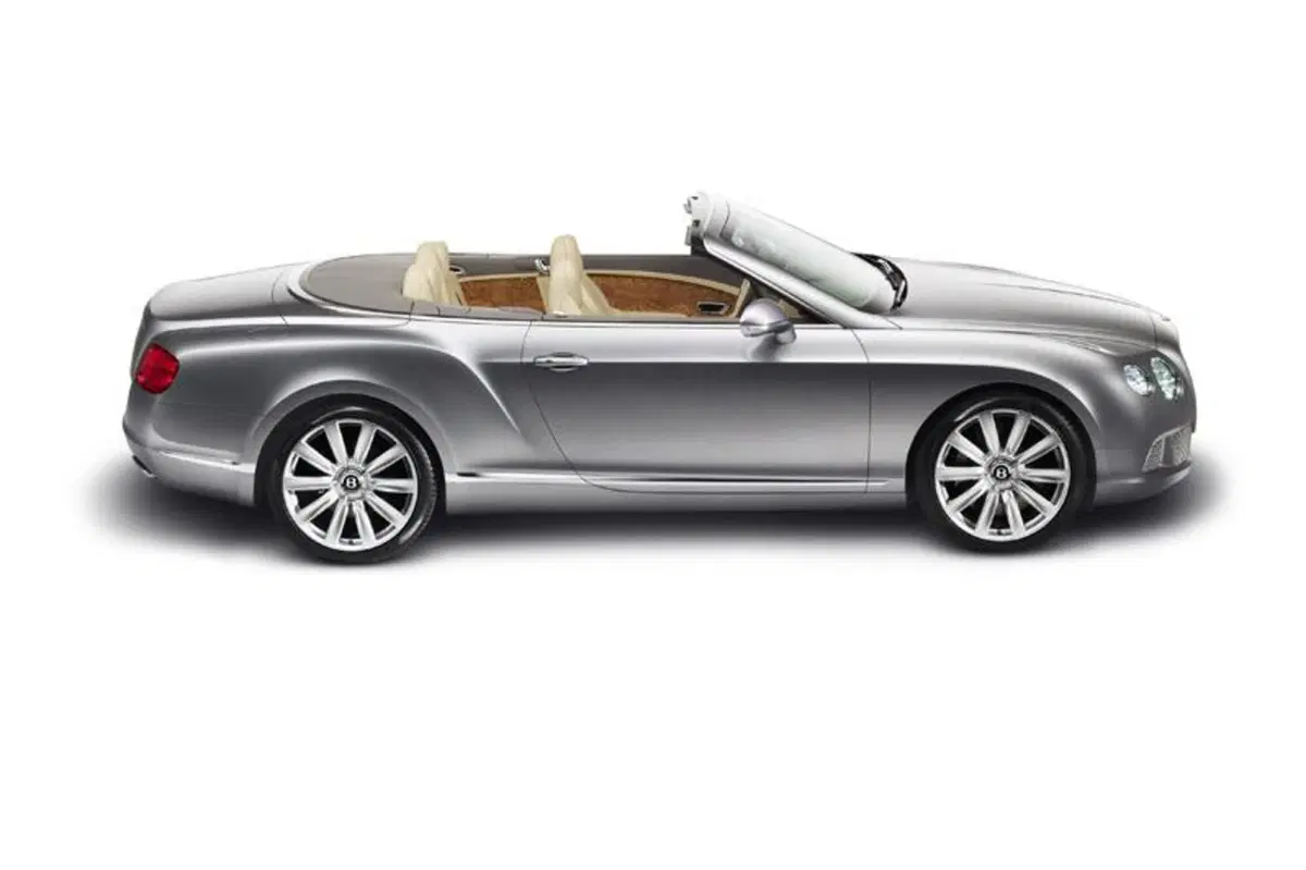 Bentley: ecco la nuova Continental GTC (10)