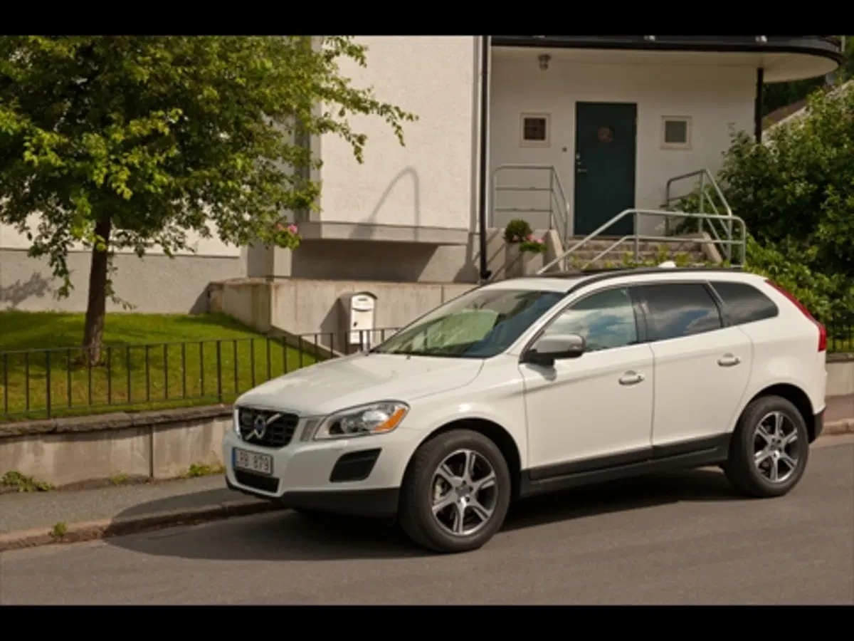 Volvo: fatturato in aumento nel secondo trimestre 2011 (2)