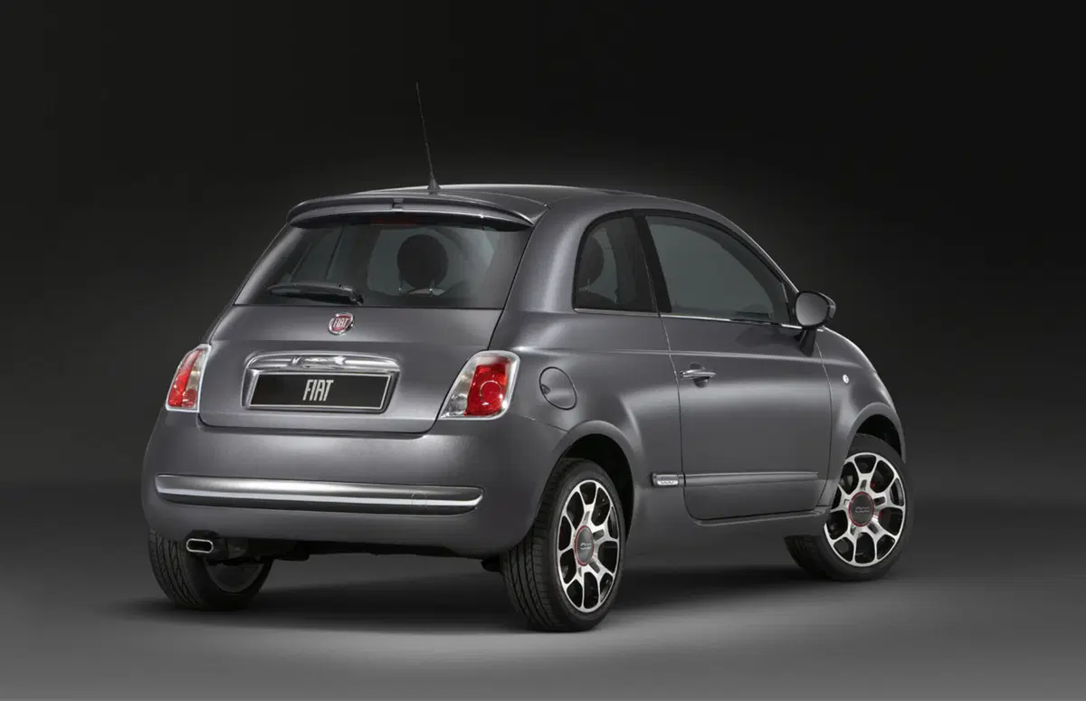 Fiat: svelata a Miami la 500 destinata al Sudamerica (9)