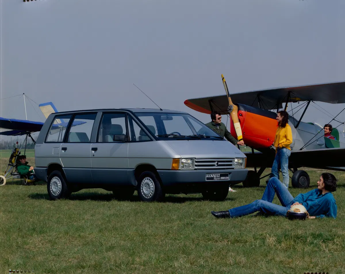 Renault Espace 2.0 TSE (9)