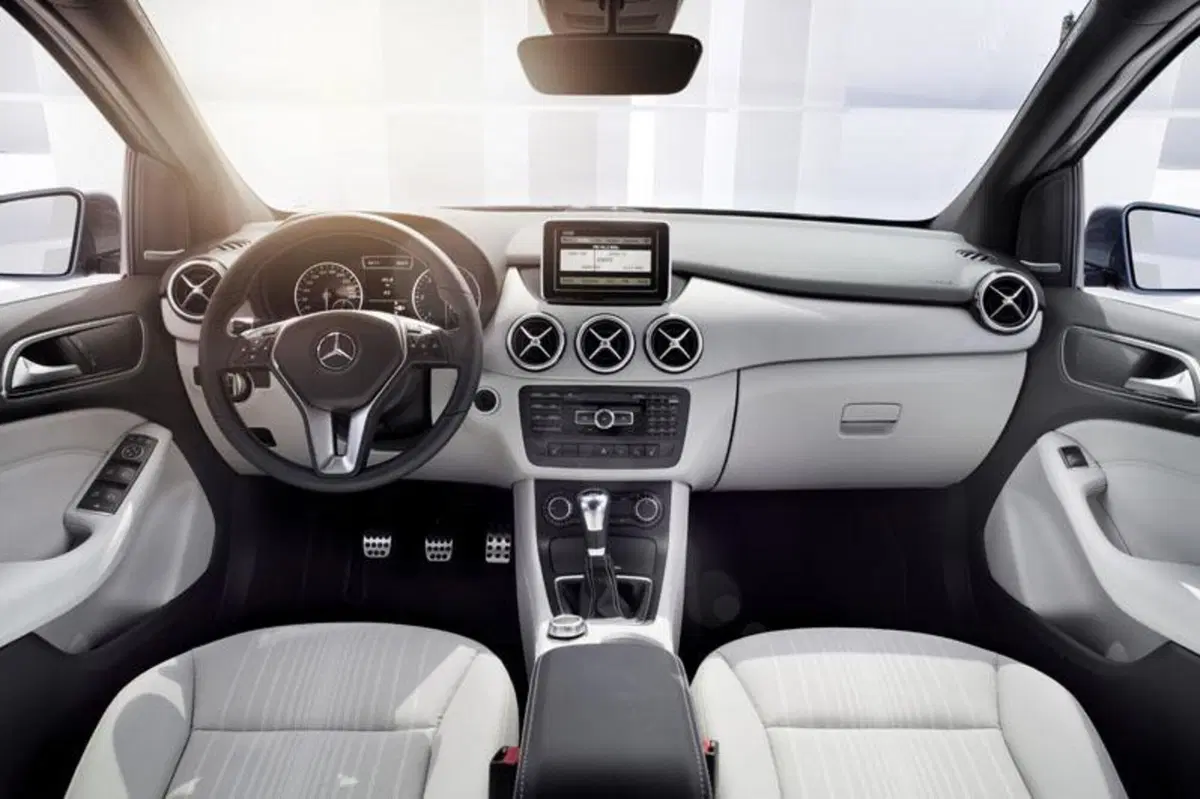 Mercedes Classe B (38)