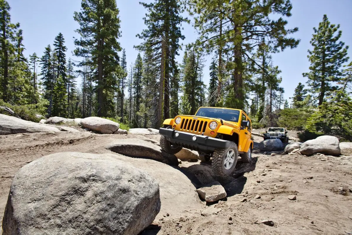 Jeep Wrangler M.Y. 2012: solo per gli USA (5)