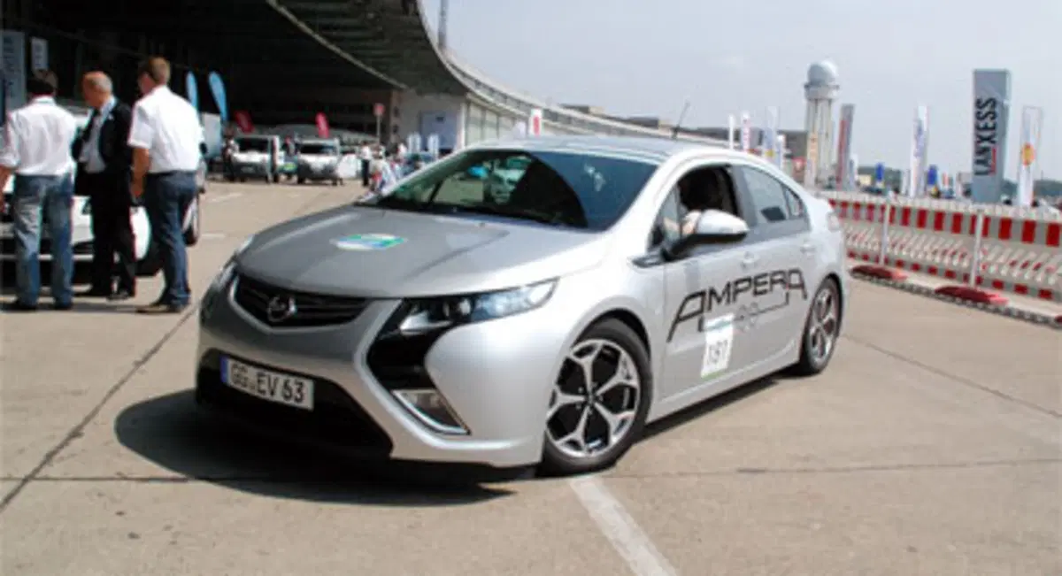 Opel: AAA partner cercasi per lo sviluppo di tecnologie ibride