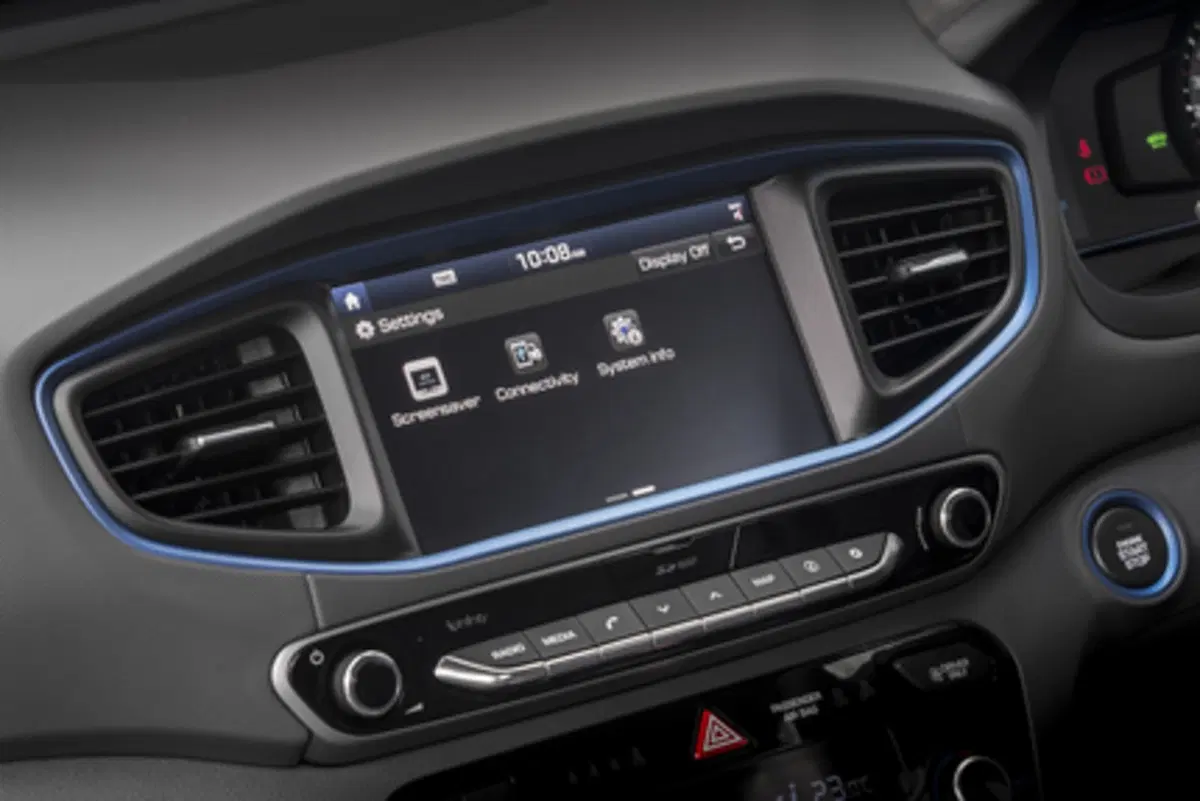 Hyundai Ioniq Hybrid 2016 [Video Primo Test] (21)