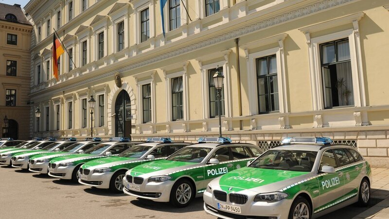 BMW: consegnata alla Polizia bavarese la nuova Serie5 Touring