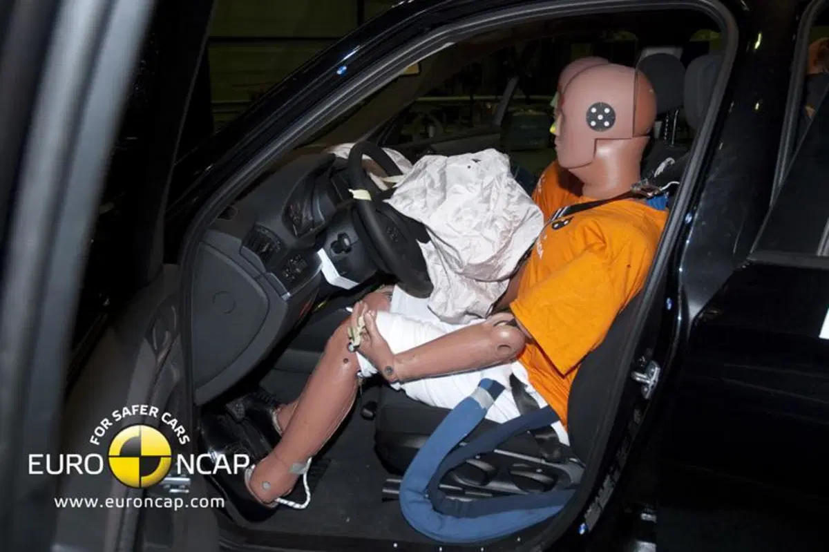 BMW X3: 5 stelle nei crash test EuroNcap (5)