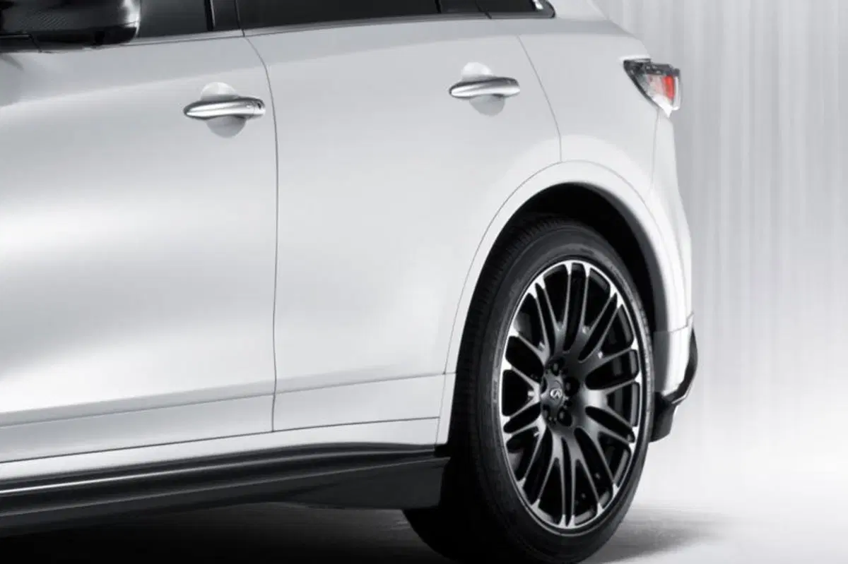 Infiniti FX: a Francoforte una Concept firmata Vettel (5)