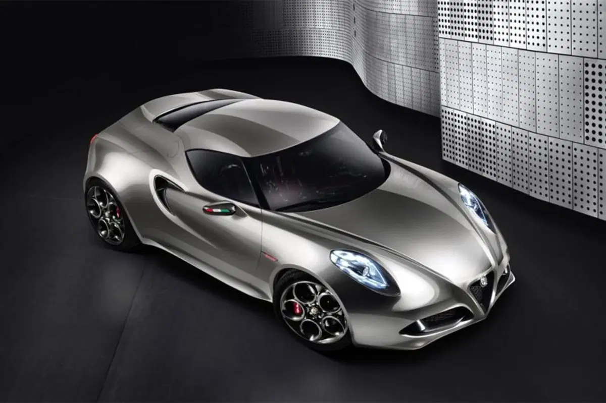 Alfa Romeo 4C Concept: così a Francoforte