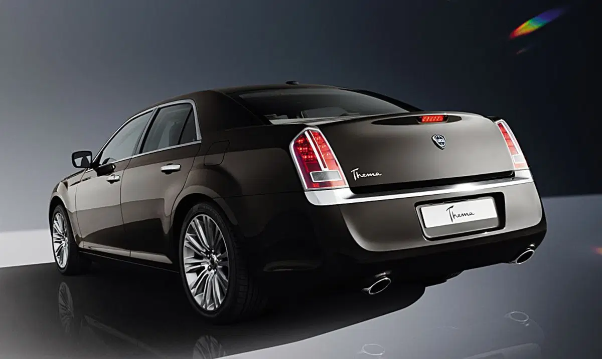 Nuova Lancia Thema (4)