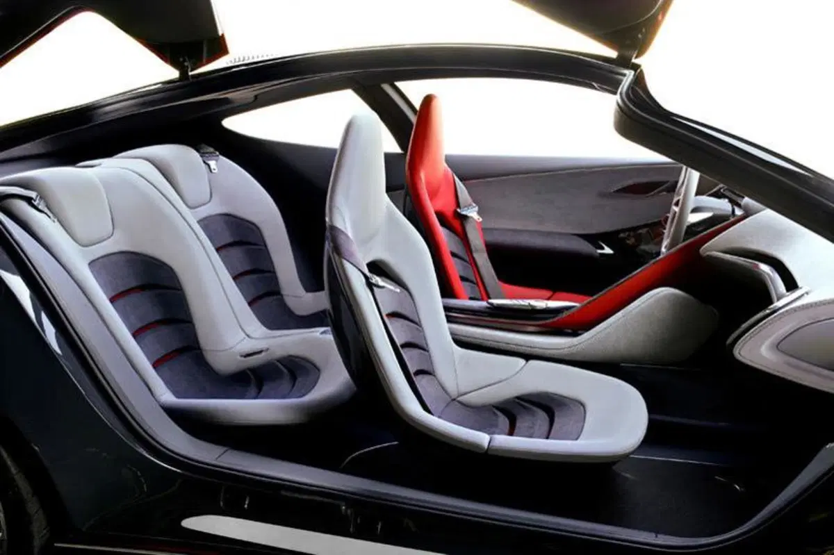 Ford Evos Concept: più forma, meno linee (12)