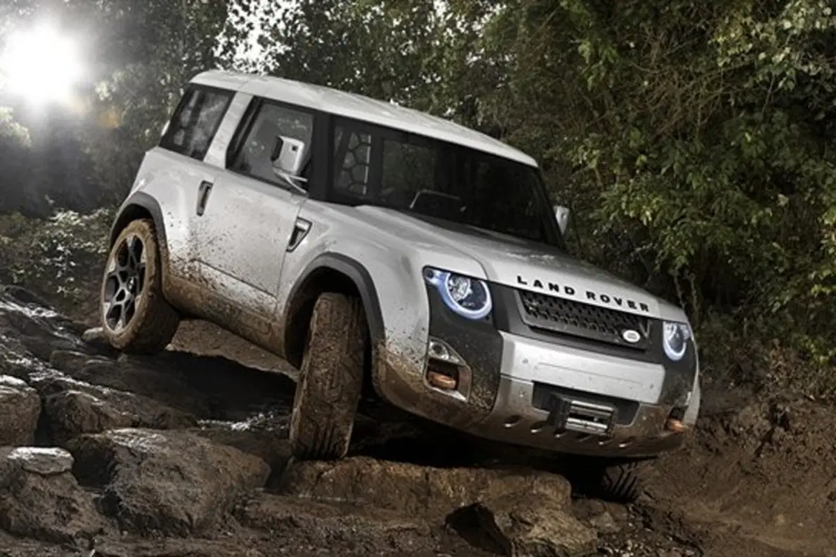 Land Rover Defender: la DC 100 Concept ne anticipa il futuro