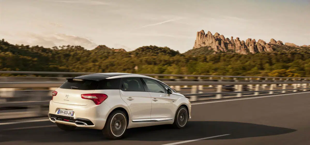 Citroen DS5: nuove foto ufficiali in vista del debutto (3)