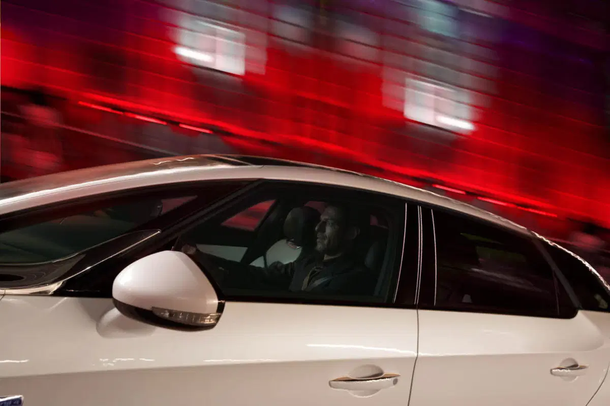 Citroen DS5: nuove foto ufficiali in vista del debutto (13)