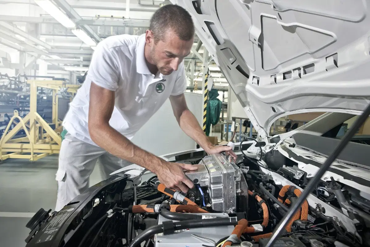 Skoda Octavia Green E Line: al via la produzione (16)