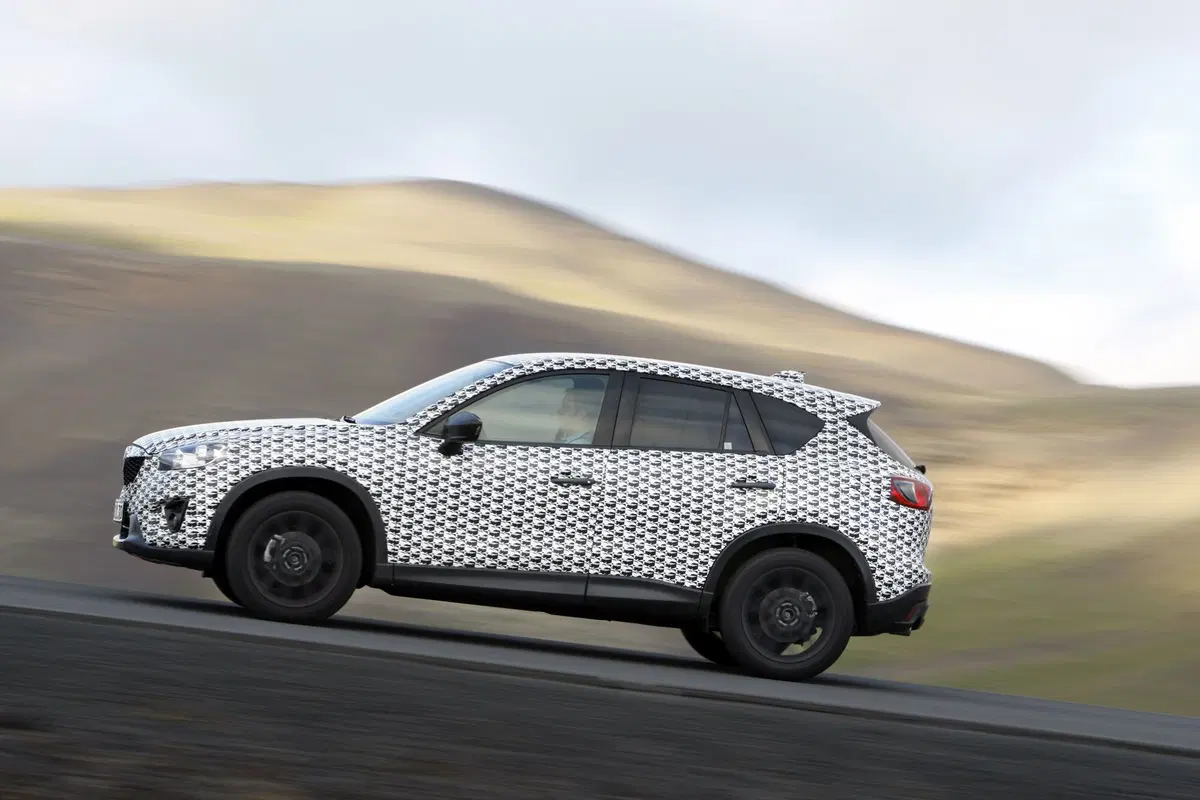 Mazda CX-5: nuove foto e video (23)