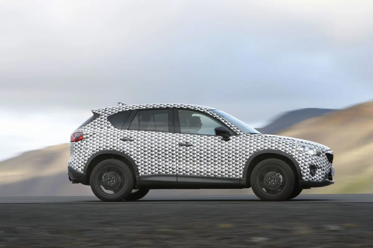 Mazda CX-5: nuove foto e video (24)