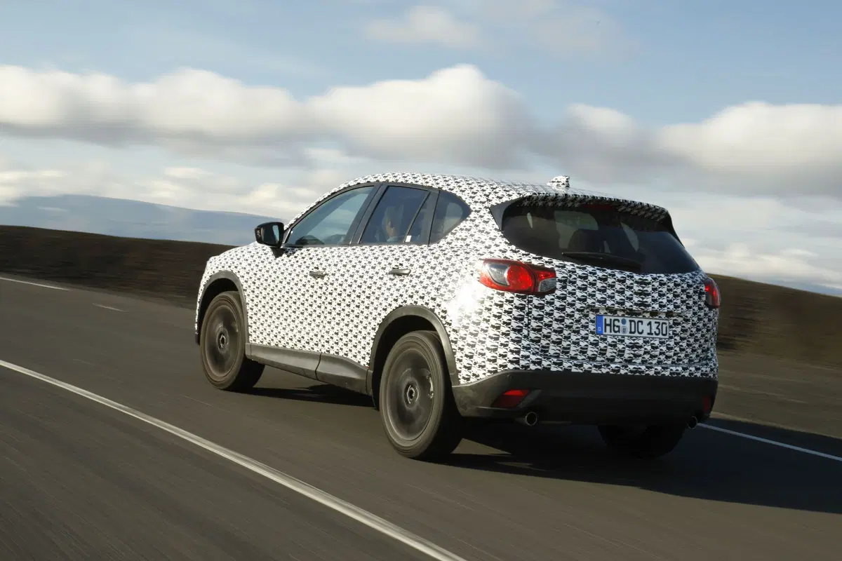 Mazda CX-5: nuove foto e video (25)