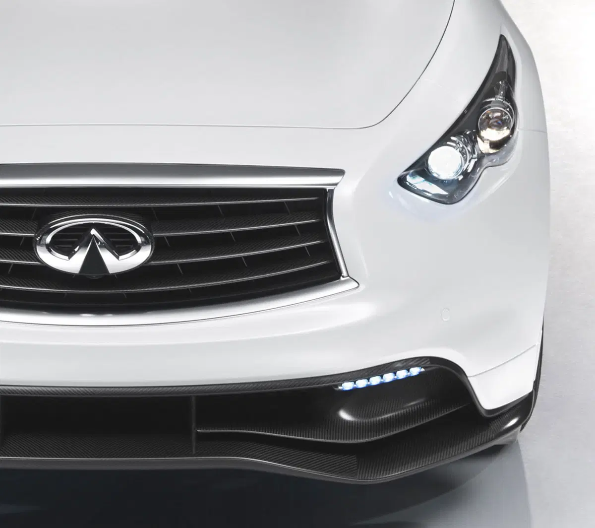 Infiniti FX Sebastian Vettel (4)
