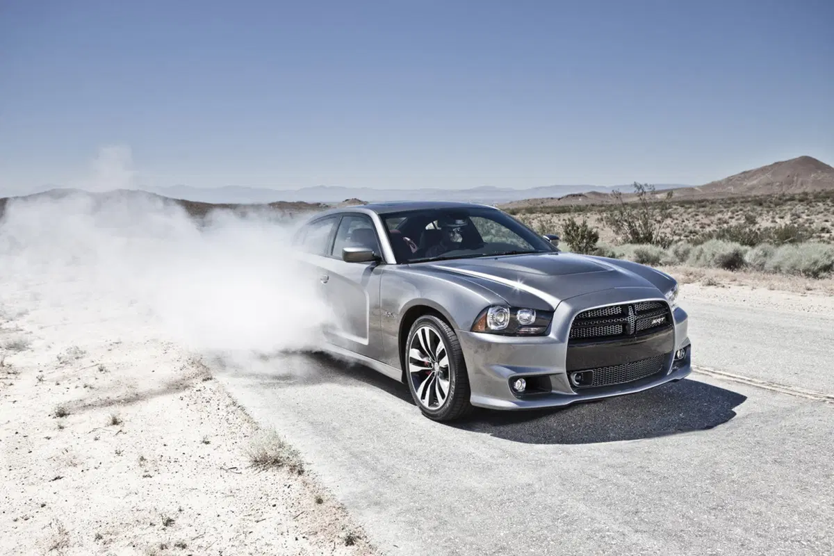 Dodge Charger SRT8 2012 (4)