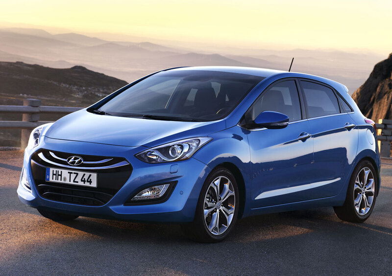 Hyundai i30: prime immagini ufficiali