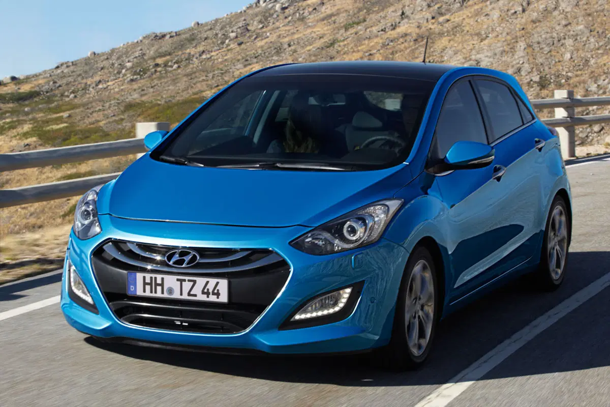 Hyundai i30: prime immagini ufficiali (2)