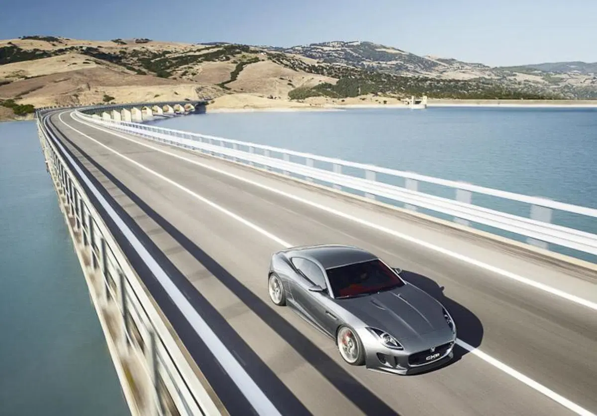 Jaguar C-X16: ecco la Concept Car di Francoforte 2011 (7)