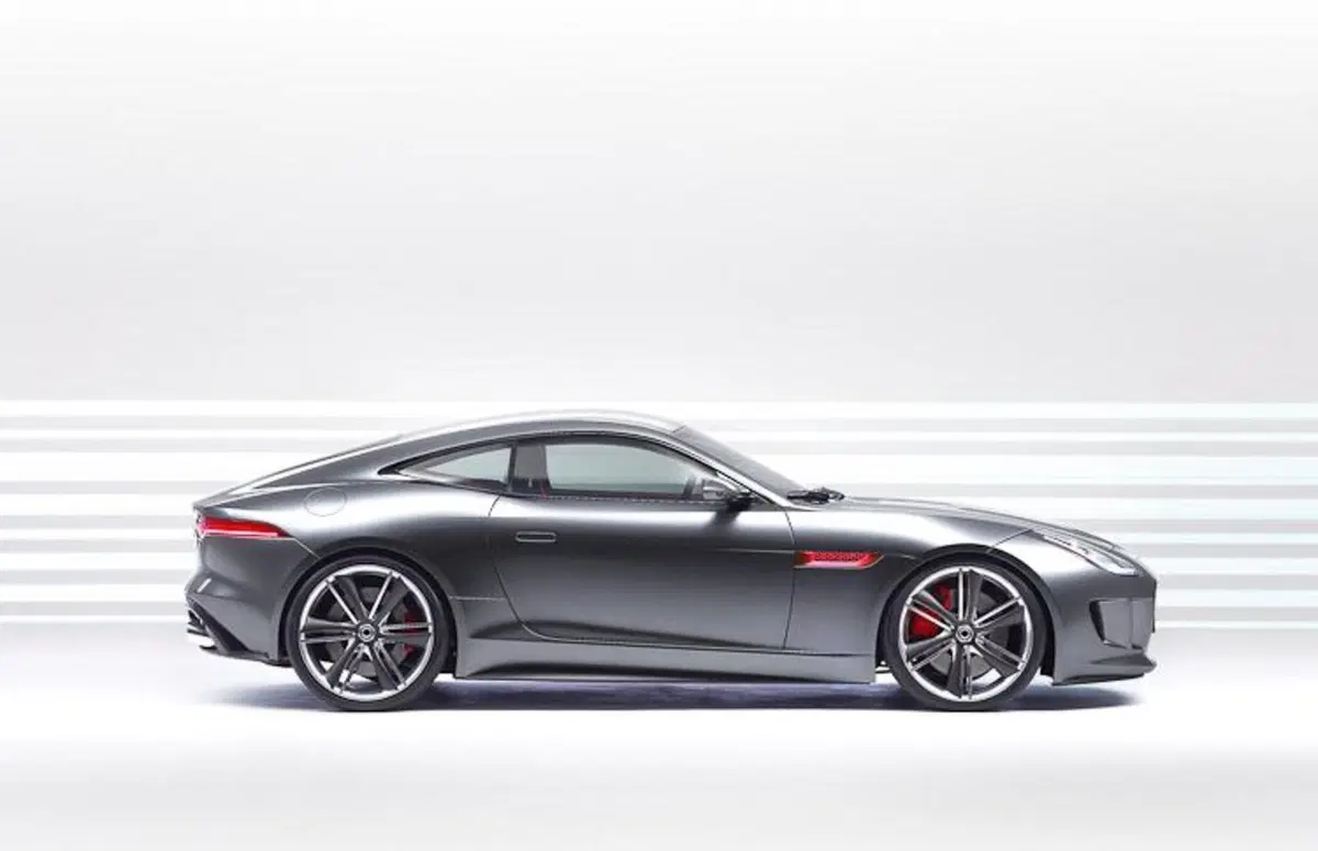 Jaguar C-X16: ecco la Concept Car di Francoforte 2011 (14)