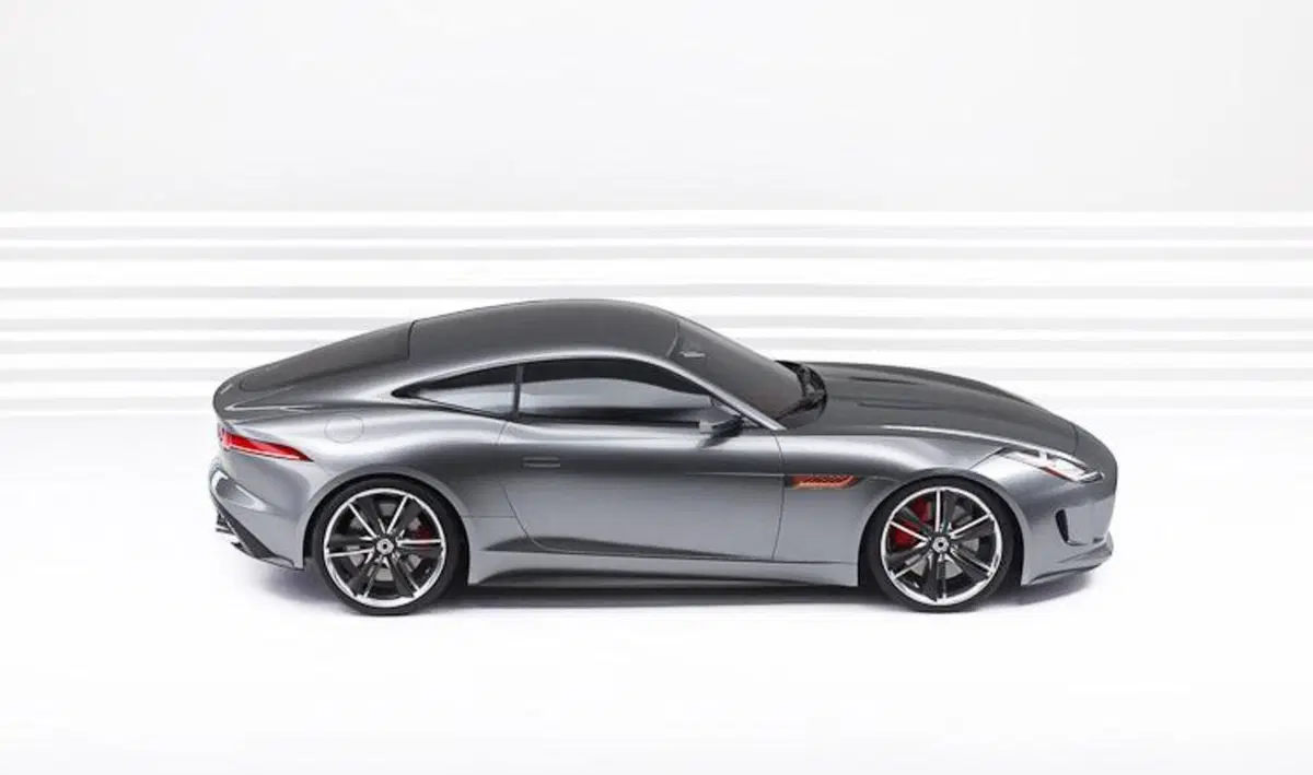Jaguar C-X16: ecco la Concept Car di Francoforte 2011 (16)