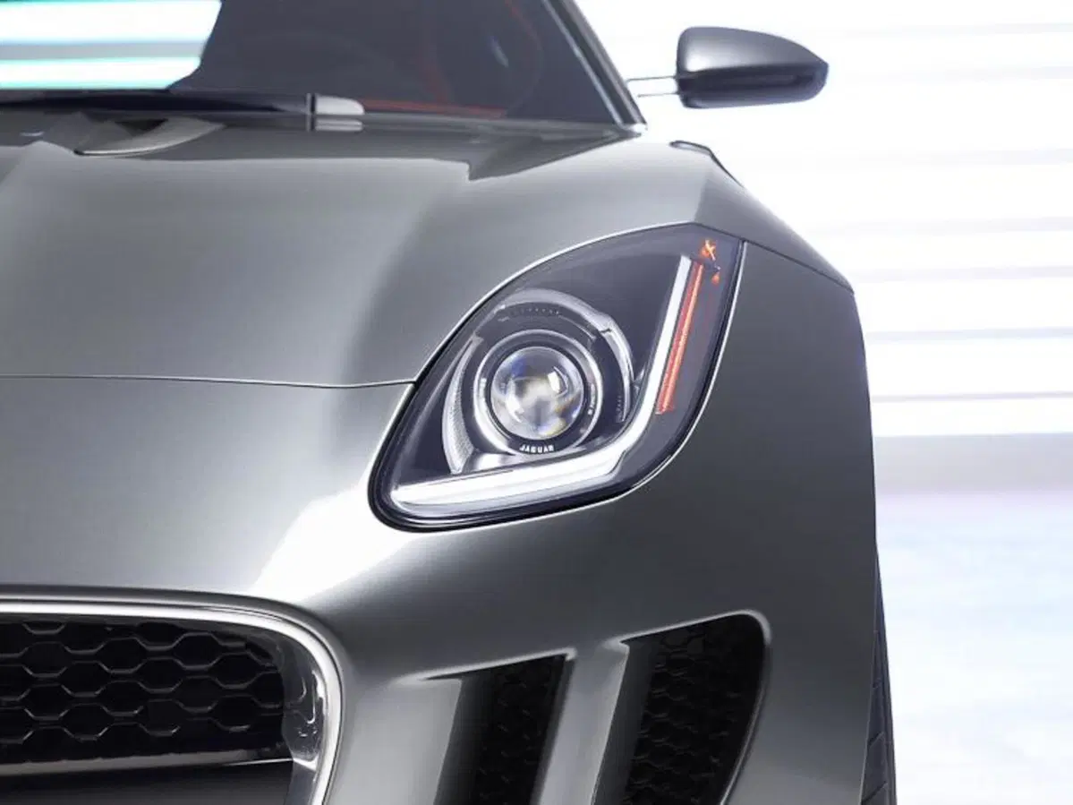 Jaguar C-X16: ecco la Concept Car di Francoforte 2011 (19)