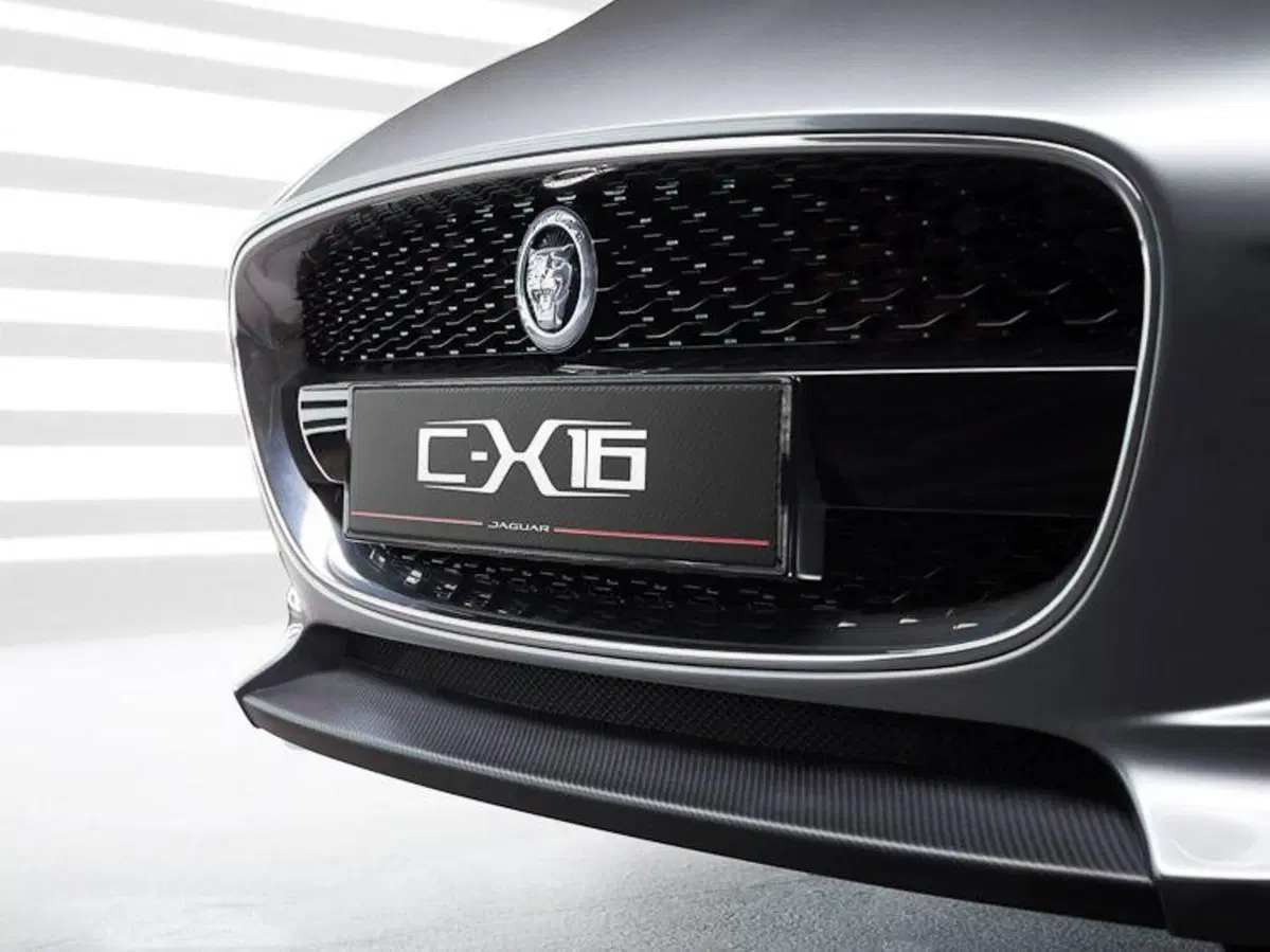 Jaguar C-X16: ecco la Concept Car di Francoforte 2011 (22)