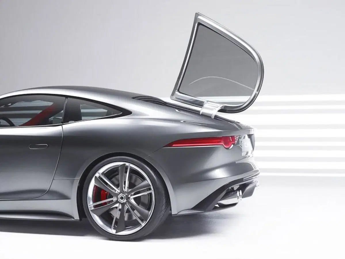 Jaguar C-X16: ecco la Concept Car di Francoforte 2011 (23)
