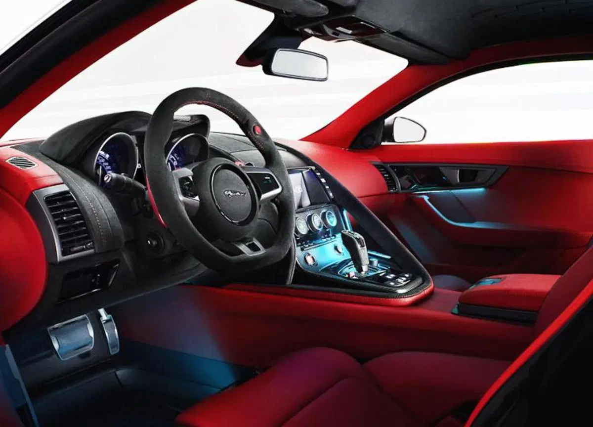 Jaguar C-X16: ecco la Concept Car di Francoforte 2011 (25)