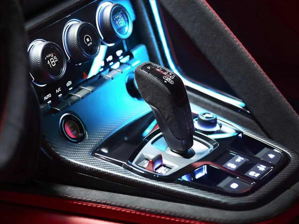 Jaguar C-X16: ecco la Concept Car di Francoforte 2011 (31)
