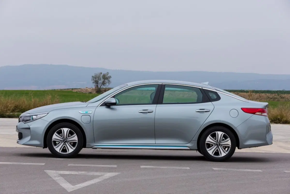 Nuova Kia Optima: ecco la gamma e i prezzi (10)