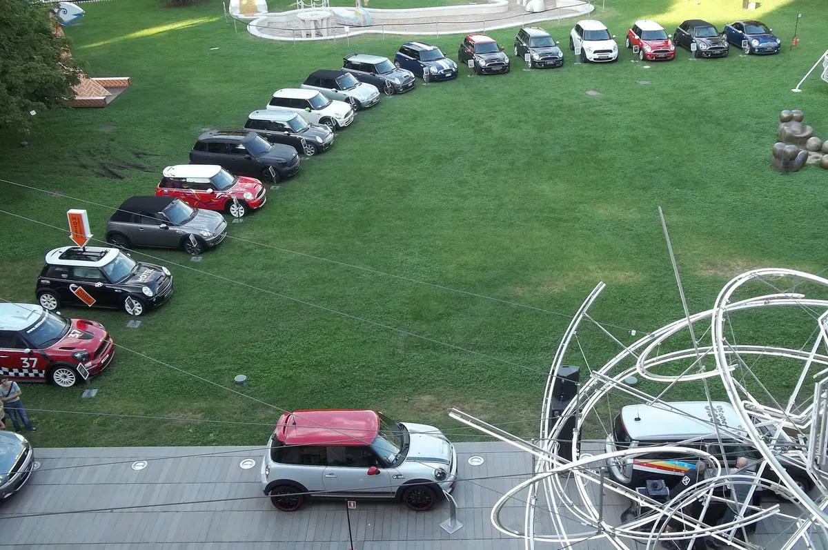 Mini: da 10 anni in Italia (8)
