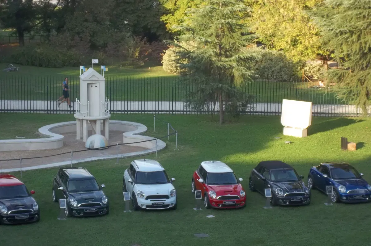 Mini: da 10 anni in Italia (12)